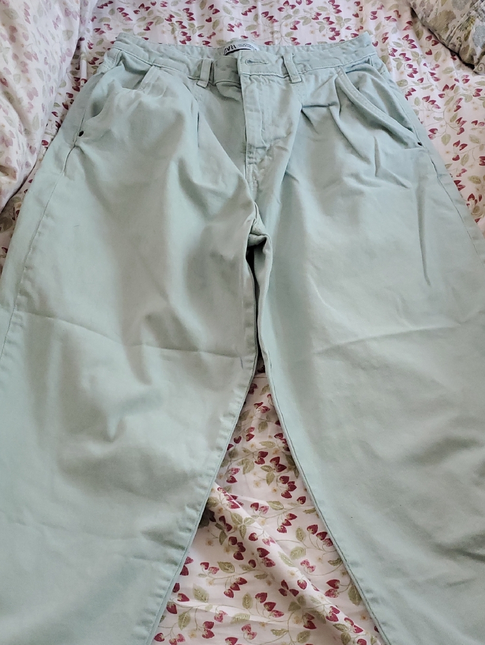 Zara Light Mint Green Balloon Jeans